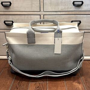 Rothy’s The Weekender tote travel duffel bag NEW in color Sand Stone gray, cream